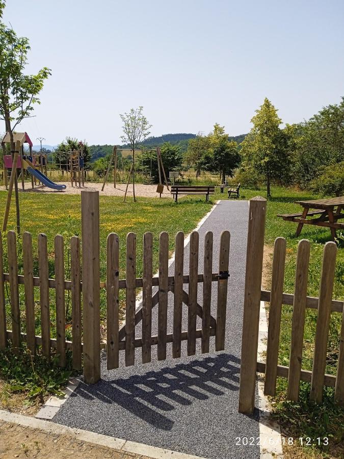 Collonges-en Charollais Gite Les Arcades מראה חיצוני תמונה